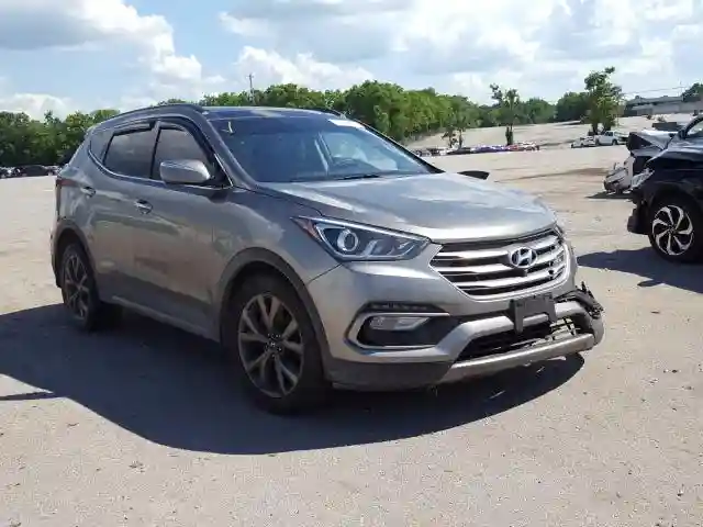 5NMZWDLA9JH066114 2018 HYUNDAI SANTA FE SPORT-0