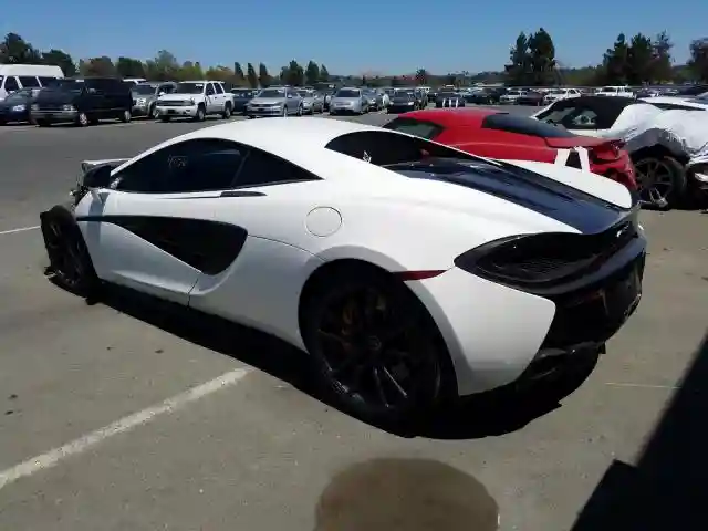 SBM13DAA4HW003252 2017 MCLAREN AUTOMOTIVE 570S-2