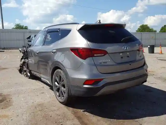 5NMZWDLA9JH066114 2018 HYUNDAI SANTA FE SPORT-2