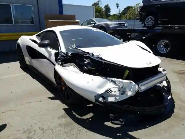 SBM13DAA4HW003252 2017 MCLAREN AUTOMOTIVE 570S-0
