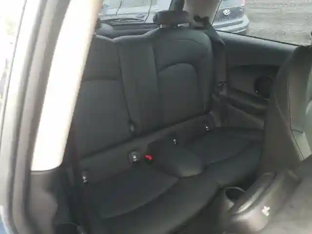 WMWXP7C55K2A52371 2019 MINI COOPER S-5