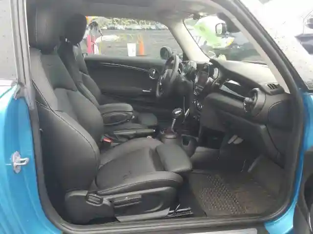 WMWXP7C55K2A52371 2019 MINI COOPER S-4