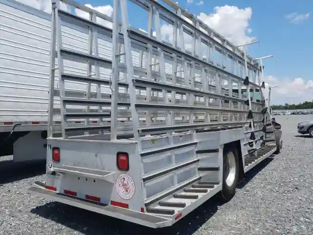 2NPNHM6X2HM434552 2017 PETERBILT 330-3