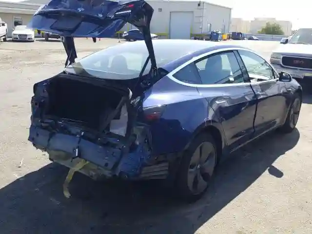 5YJ3E1EA8KF326185 2019 TESLA MODEL 3-3
