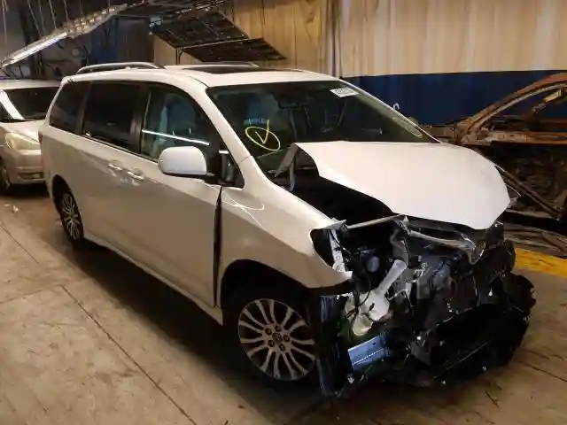 5TDYZ3DC4LS047502 2020 TOYOTA SIENNA XLE-0