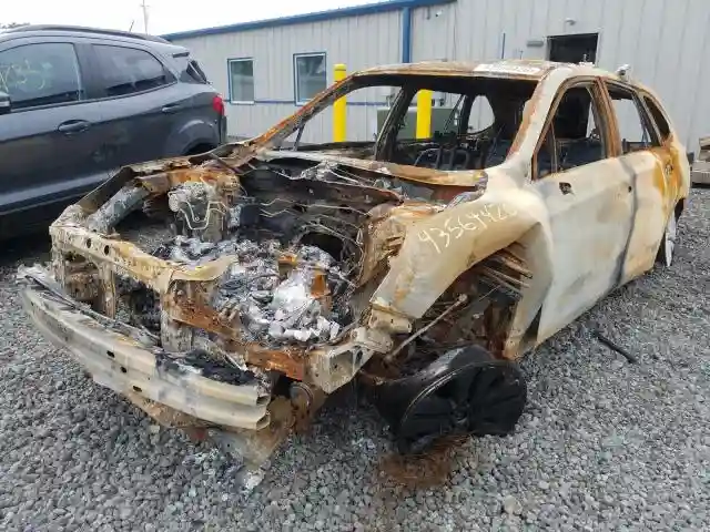 4S4BSAFC8J3396510 2018 SUBARU OUTBACK 2.5I PREMIUM-1