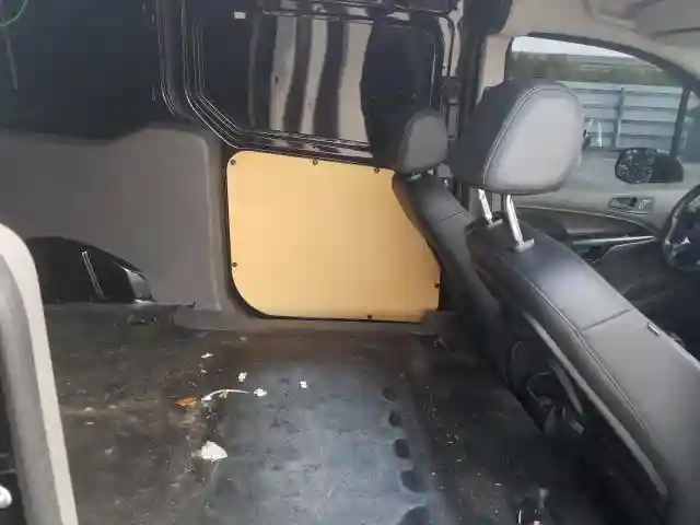 NM0LS7E27K1410380 2019 FORD TRANSIT CONNECT XL-5
