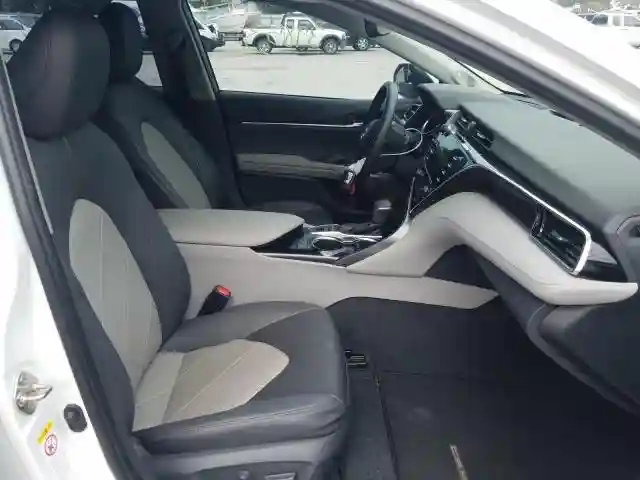 4T1BZ1HK4JU016718 2018 TOYOTA CAMRY XSE-4