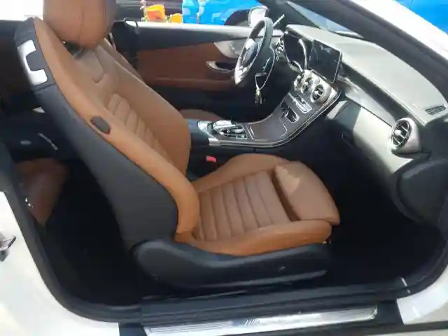WDDWK6EB2KF865043 2019 MERCEDES-BENZ C 43 AMG-4