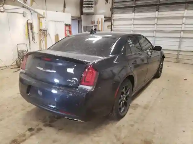 2C3CCAGG2KH573482 2019 CHRYSLER 300 S-3