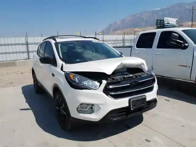 1FMCU9GD3JUB13168 2018 FORD ESCAPE SE-0