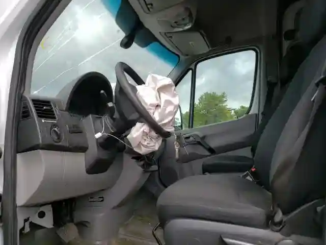 WD3PE7CD7HP509541 2017 MERCEDES-BENZ SPRINTER 2500-4