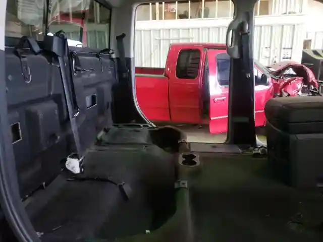 3C63DRKL6CG307452 2012 DODGE RAM 3500 LONGHORN-5