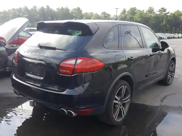 WP1AC2A25BLA82041 2011 PORSCHE CAYENNE TURBO-3