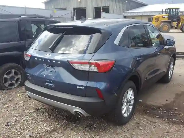 1FMCU9G68LUB60359 2020 FORD ESCAPE SE-3