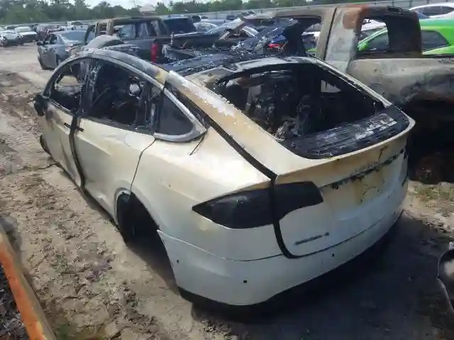 4YJXCBE41JF128750 2018 TESLA MODEL X-2