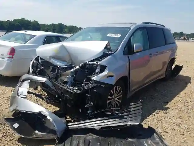 5TDYZ3DC6LS046951 2020 TOYOTA SIENNA XLE-1