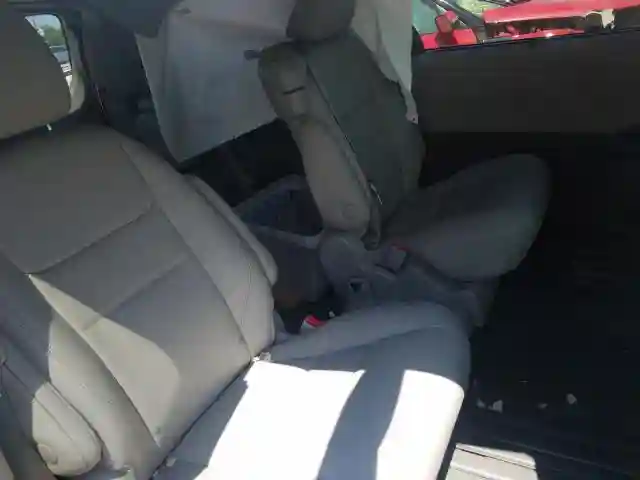 5TDYZ3DC6LS046951 2020 TOYOTA SIENNA XLE-5