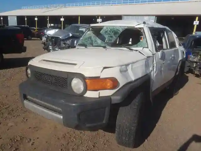 JTEBU4BF9BK112434 2011 TOYOTA FJ CRUISER-1