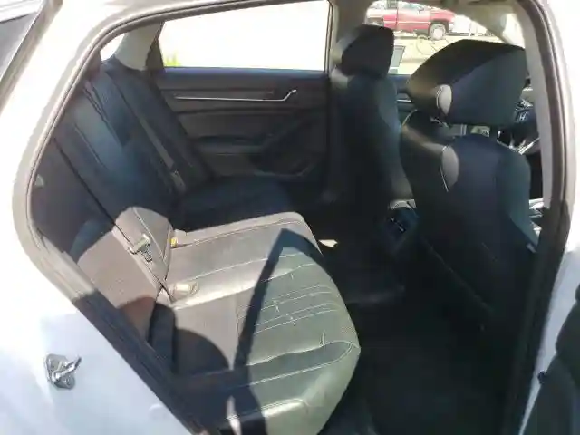 1HGCV2F50JA034062 2018 HONDA ACCORD EXL-5