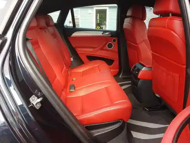 5YMGZ0C55E0C40576 2014 BMW X6 M-5