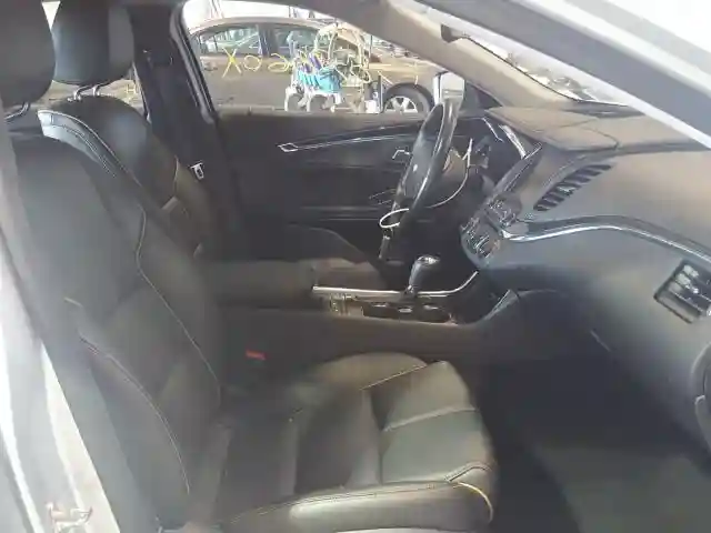 2G1105S33K9132986 2019 CHEVROLET IMPALA PREMIER-4