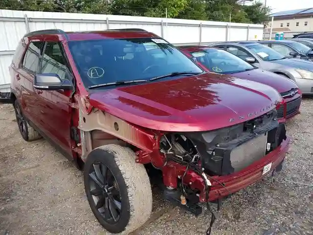 1FM5K8D83JGC30618 2018 FORD EXPLORER XLT-0