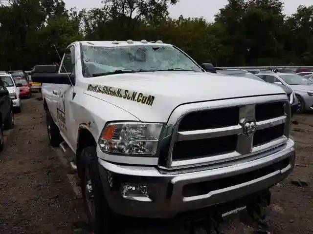 3C6LR5BT3EG131165 2014 RAM 2500 SLT-0