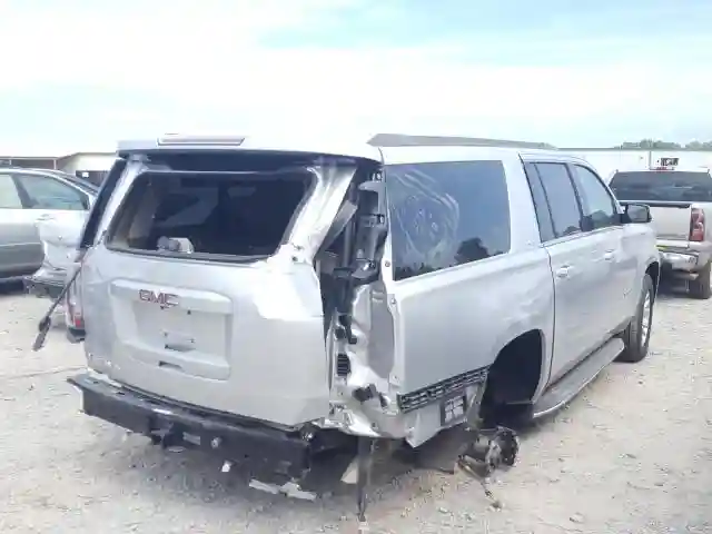 1GKS2GKC5KR287812 2019 GMC YUKON XL K1500 SLT-3
