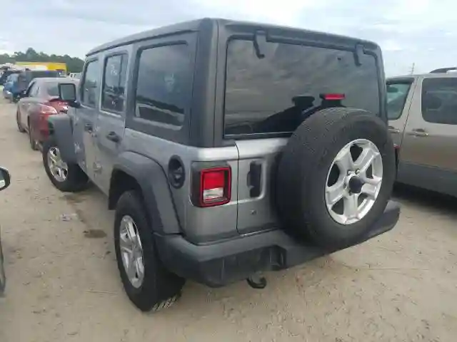 1C4HJXDN5KW588878 2019 JEEP WRANGLER UNLIMITED SPORT-2