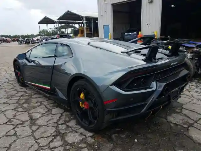 ZHWUD4ZF6KLA11472 2019 LAMBORGHINI HURACAN PERFORMANTE-2