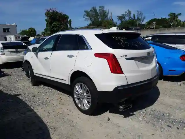 1GYKNERS7KZ101024 2019 CADILLAC XT5 PREMIUM LUXURY-2