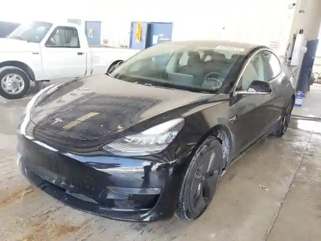 5YJ3E1EA3KF297744 2019 TESLA MODEL 3-1