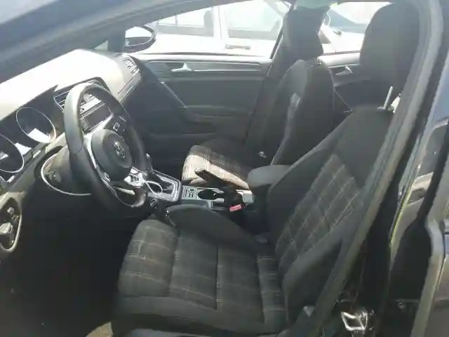 3VW447AU0JM283754 2018 VOLKSWAGEN GTI S/SE-4