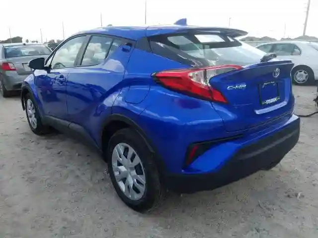 NMTKHMBX7LR111745 2020 TOYOTA C-HR XLE-2
