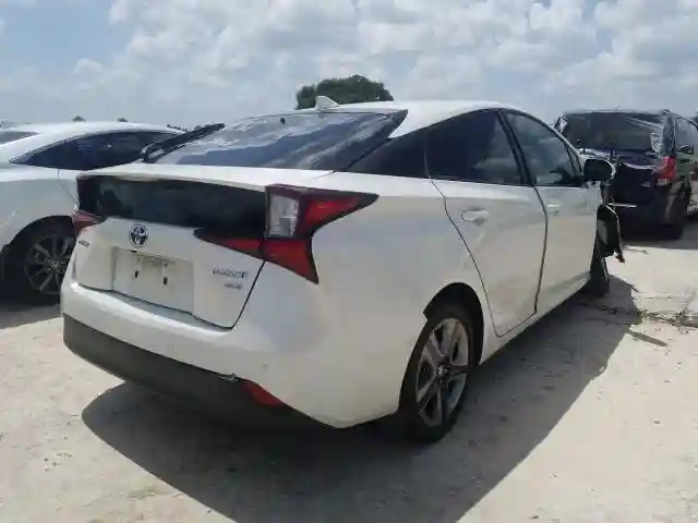 JTDKARFU4K3073037 2019 TOYOTA PRIUS-3