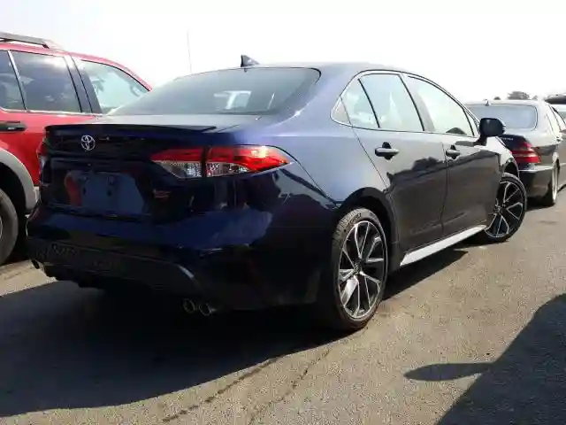 5YFS4RCE0LP033468 2020 TOYOTA COROLLA SE-3