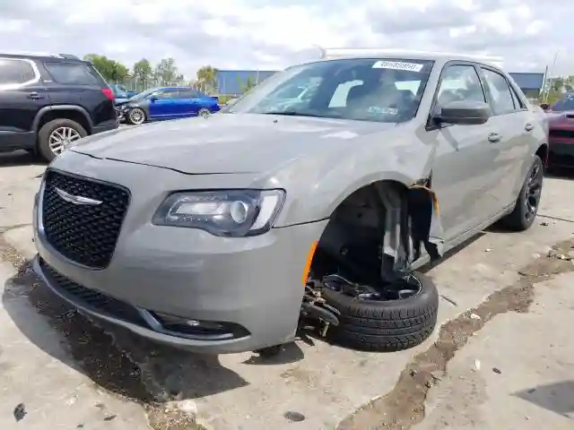 2C3CCABGXKH639123 2019 CHRYSLER 300 S-1