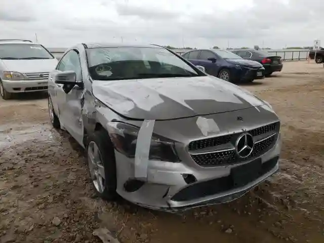 WDDSJ4GB7JN537771 2018 MERCEDES-BENZ CLA 250 4MATIC-0
