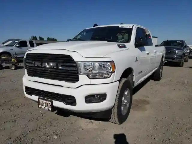 3C63R3HLXKG526256 2019 RAM 3500 BIG HORN-1