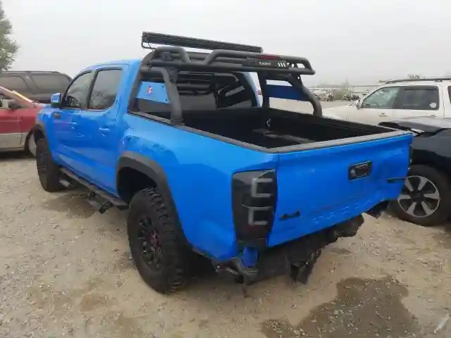 5TFCZ5AN3KX186847 2019 TOYOTA TACOMA DOUBLE CAB-2