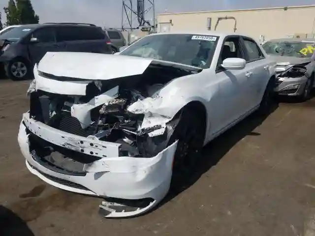 2C3CCAGG1KH631470 2019 CHRYSLER 300 S-1