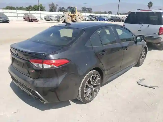 JTDS4RCEXLJ052369 2020 TOYOTA COROLLA SE-3