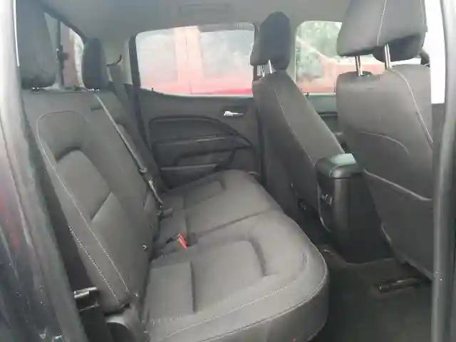 1GTP6CE13H1179575 2017 GMC CANYON SLE-5