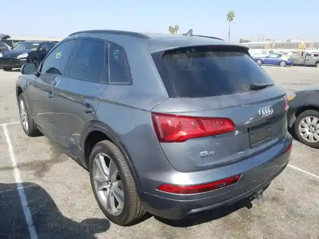 WA1BNAFYXL2063669 2020 AUDI Q5 PREMIUM PLUS-2