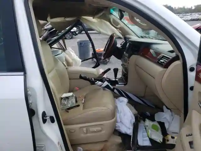 JTJHY00W384000558 2008 LEXUS LX 570-4