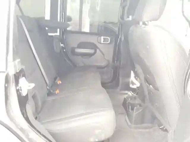 1C4HJXDG6JW115278 2018 JEEP WRANGLER UNLIMITED SPORT-5