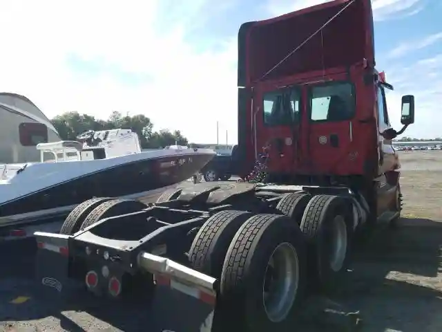 3AKJGBDV0FSGG3637 2015 FREIGHTLINER CASCADIA 113-3