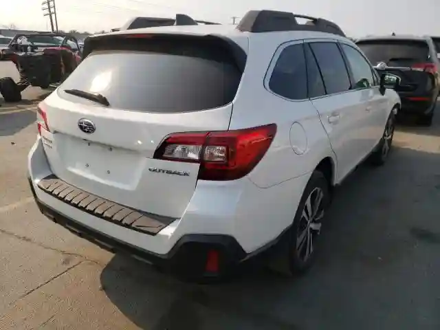 4S4BSANC1J3290000 2018 SUBARU OUTBACK 2.5I LIMITED-3