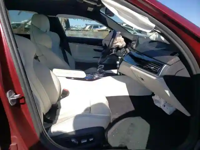 WBSJF0C56JB282864 2018 BMW M5-4